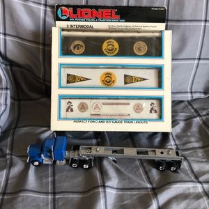 Lionel train accessories